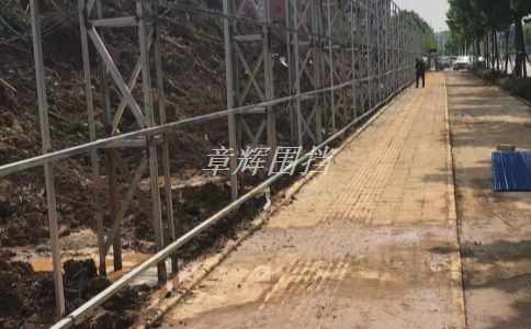 pvc圍擋在長時間暴曬后出現變色怎么辦?(處理陽光導致顏色變淺的問題) pvc圍擋在長時間暴曬后出現變色怎么辦?(處理陽光導致顏色變淺的問題)